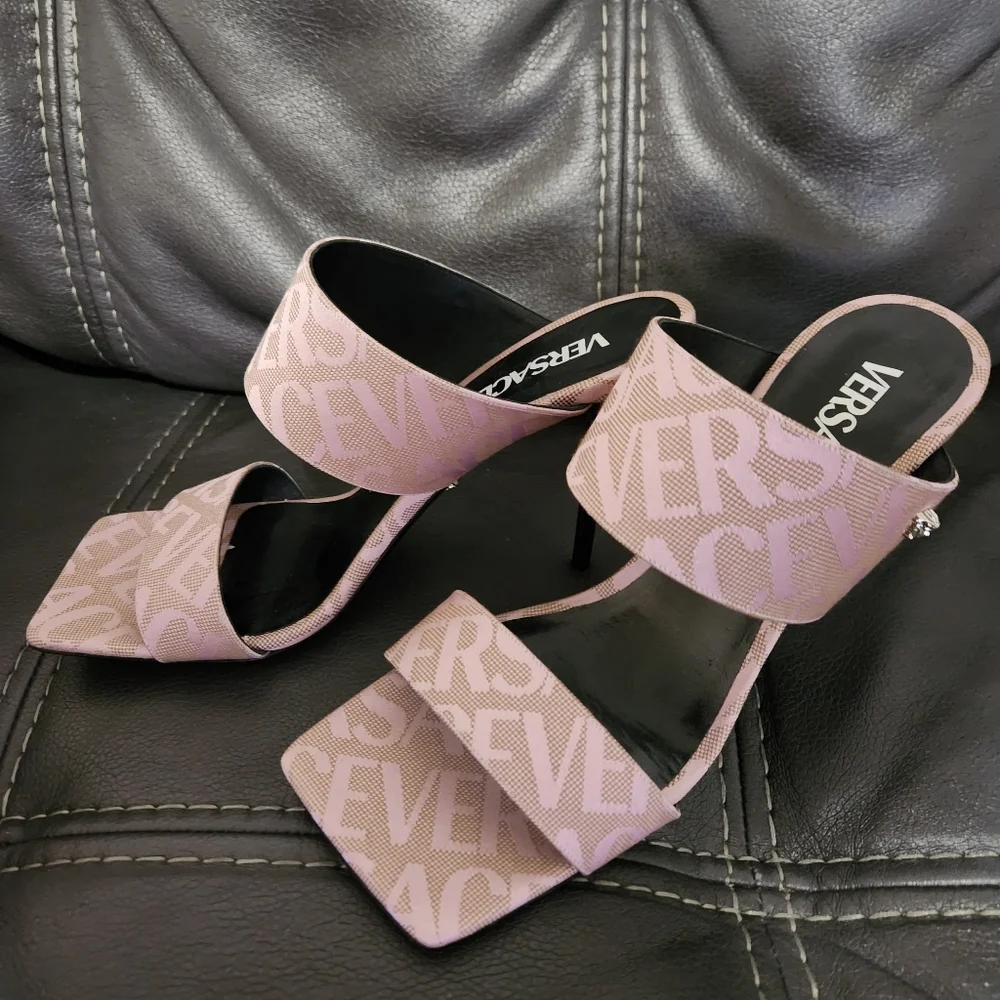 Versace Allover Logo Jacquard Pink Square Open Toe Heel NEW - Picture 5 of 11